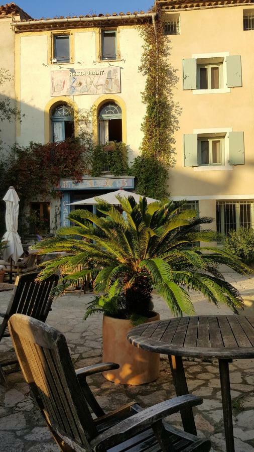 פור-א-נובל Appartement Le Flamant Rose מראה חיצוני תמונה